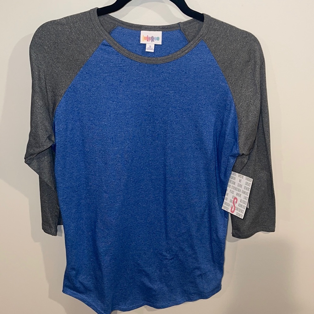 Lularoe Randy baseball t top size small